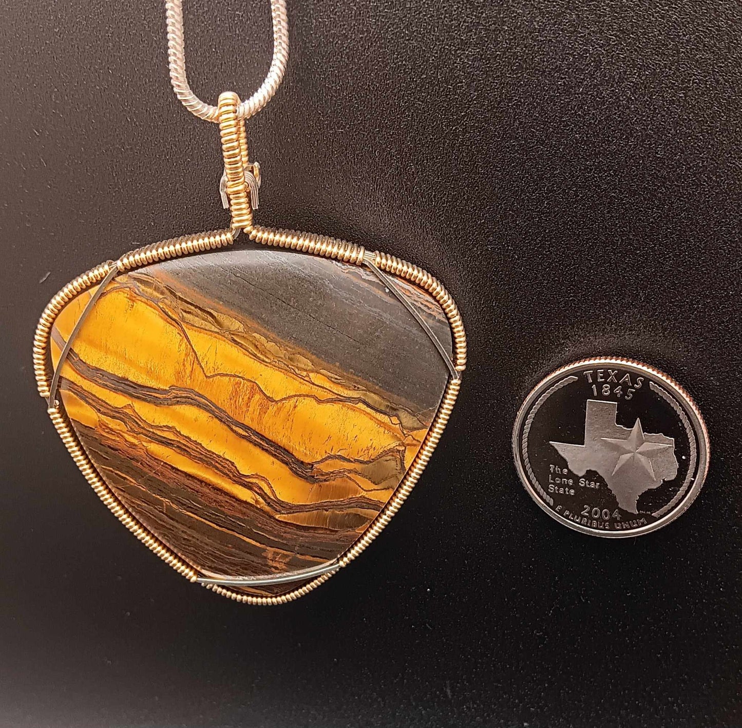 Marra Mamba Pendant