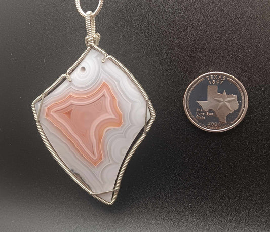 Luna Agate Pendant