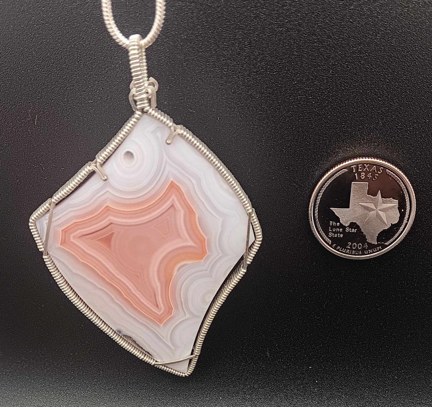 Luna Agate Pendant